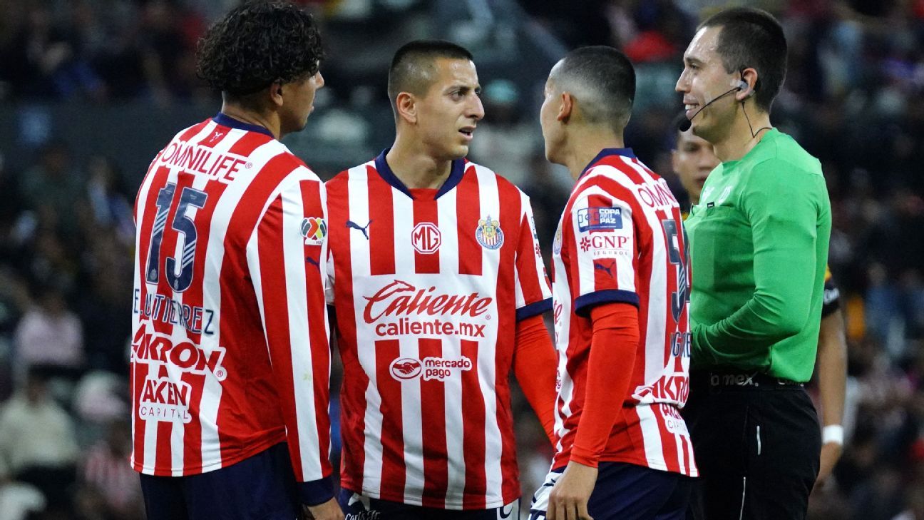 chivas-sigue-sin-ganar-en-pretemporada-y-pierde-la-copa-pacifica