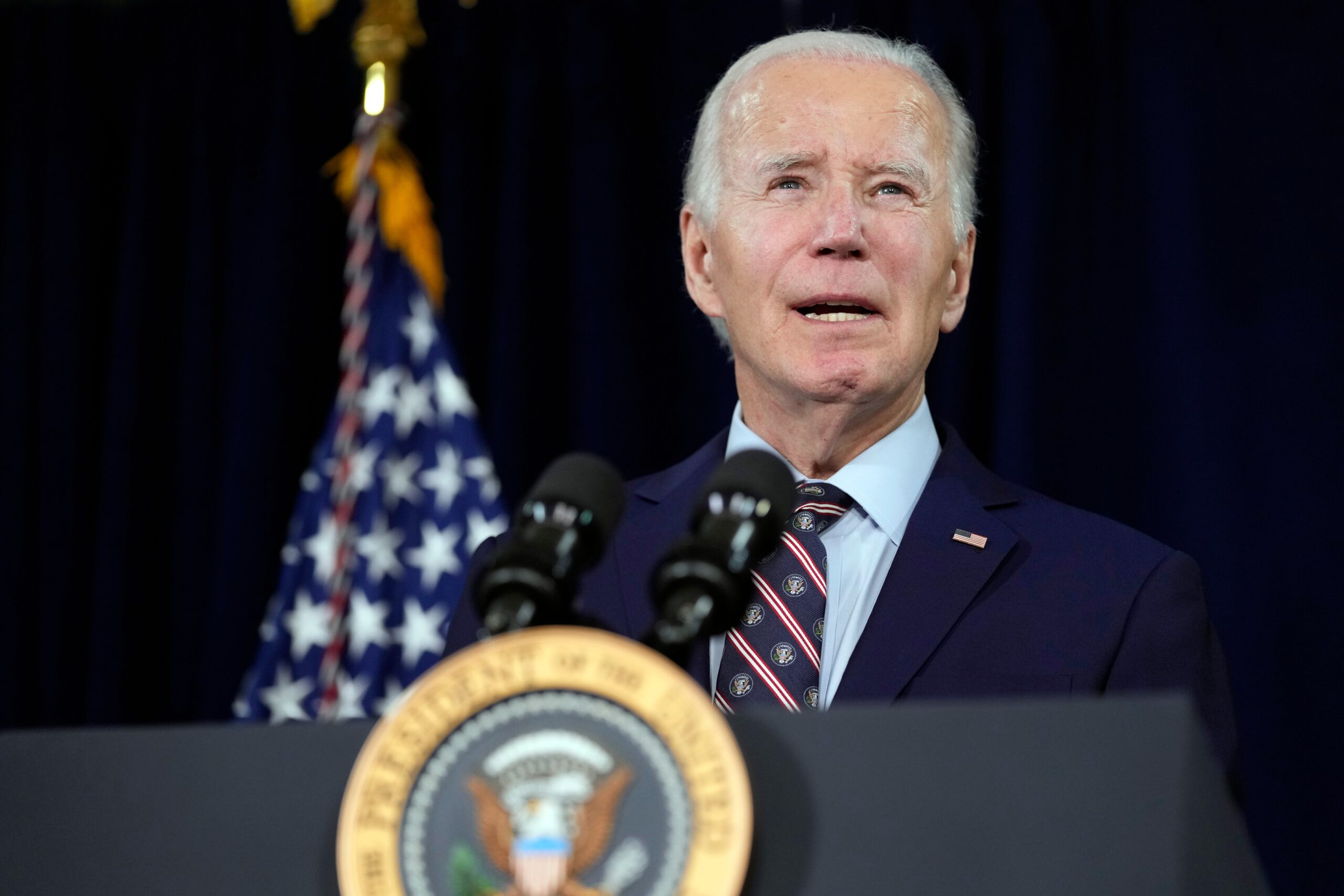 biden-recomienda-a-trump-aprender-de-la-“decencia”-del-fallecido-expresidente-carter-–-la-opinion