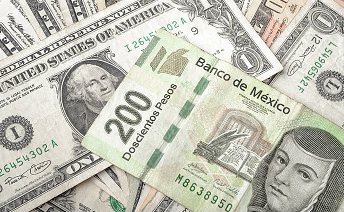 Dólar gana terreno al peso por cuarta ocasión; analistas explican que es por expectativas sobre decisiones de Banxico