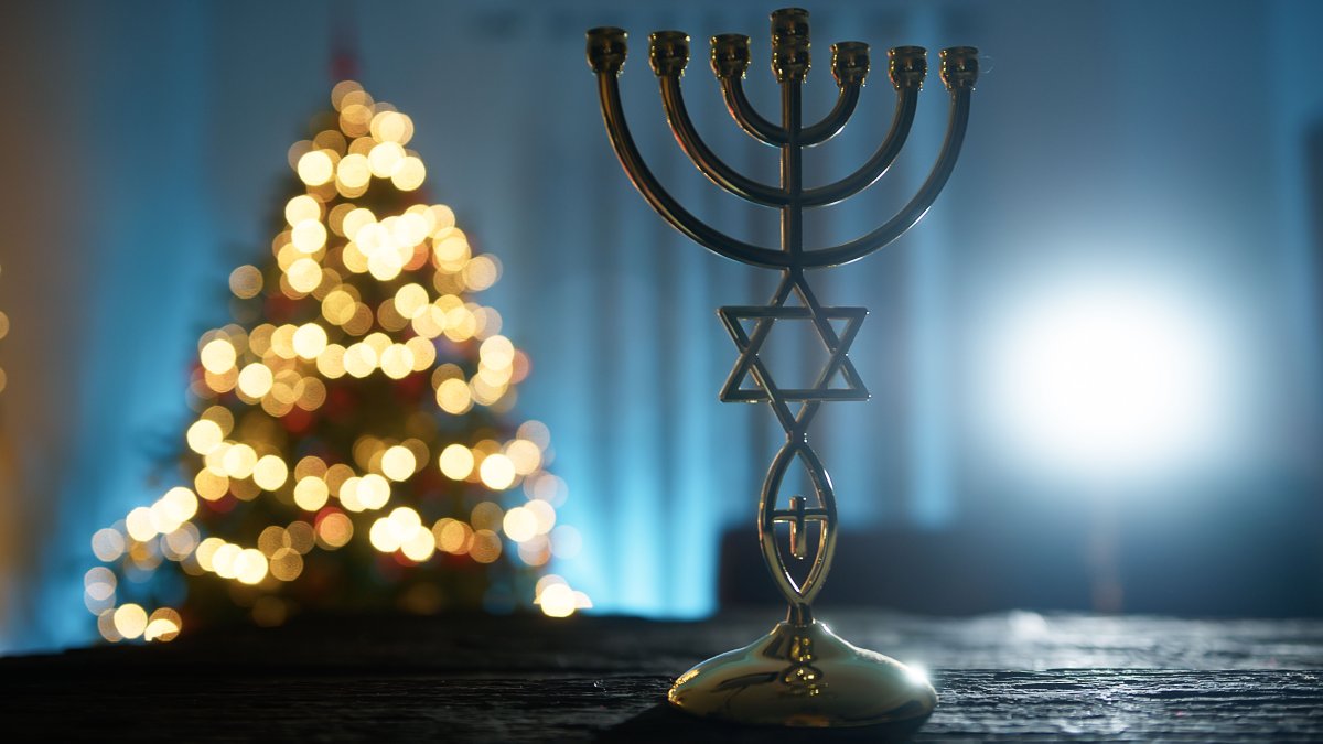 una-rareza-del-calendario:-hanukkah-comienza-este-ano-en-navidad