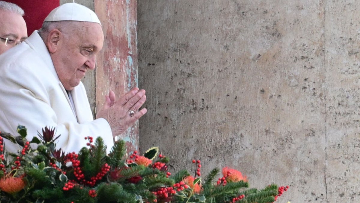 el-mensaje-del-papa-francisco-en-navidad:-“invito-a-todos-los-pueblos-a-silenciar-las-armas”