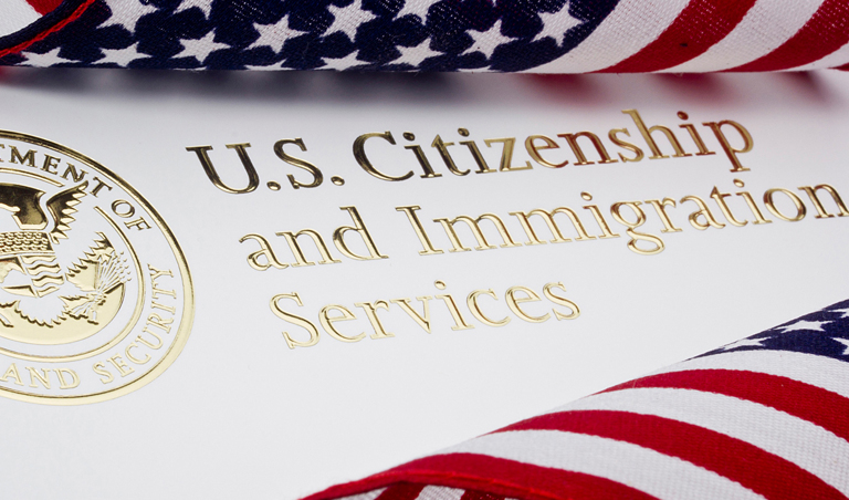 Buenas noticias inmigrantes, USCIS 2025: requisitos para verificar tu estatus en Estados Unidos en línea