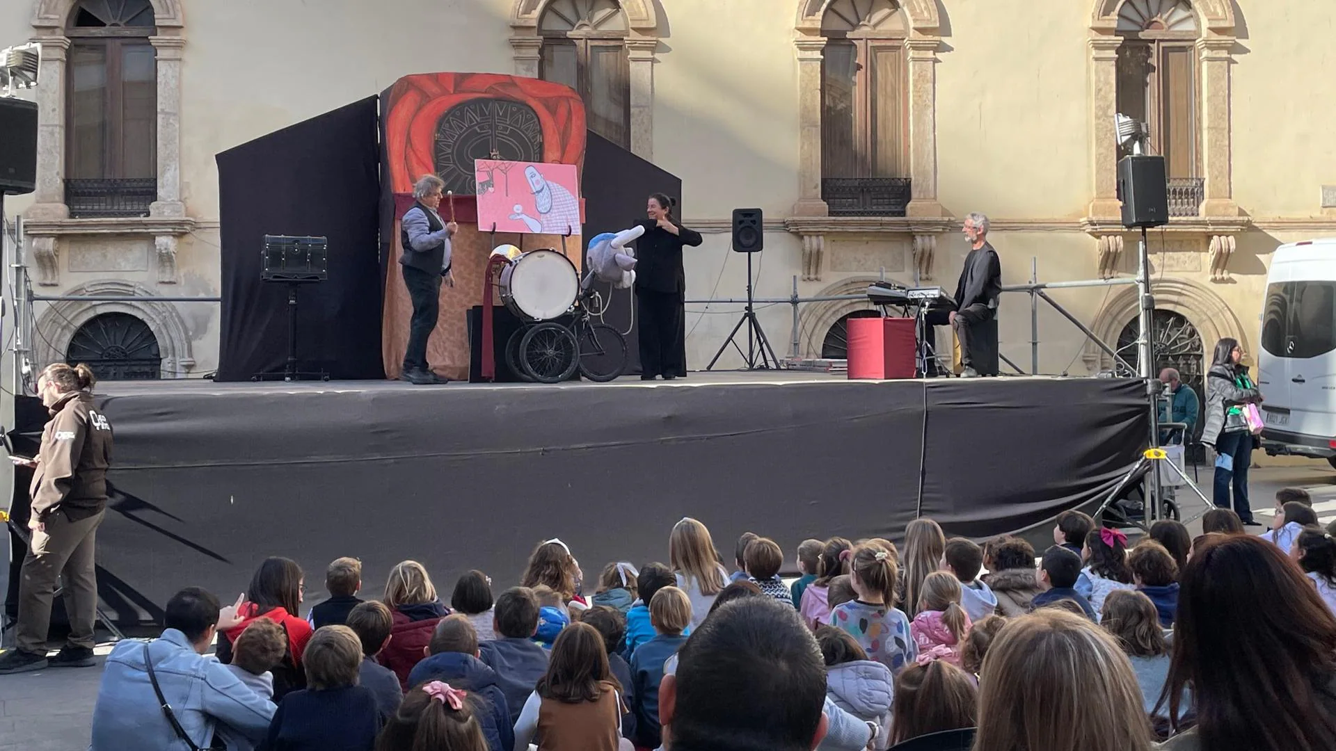 Niños y niñas se aficionan a las artes escénicas con el Festival de Teatro Infantil | Ideal