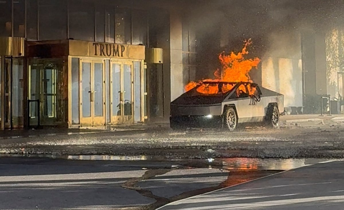 El hombre que murió calcinado en un Tesla frente al hotel Trump en Las Vegas era un soldado de élite en activo