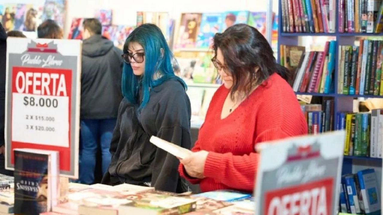 Feria del Libro en Neuquén: bajos precios y cuotas sin interés