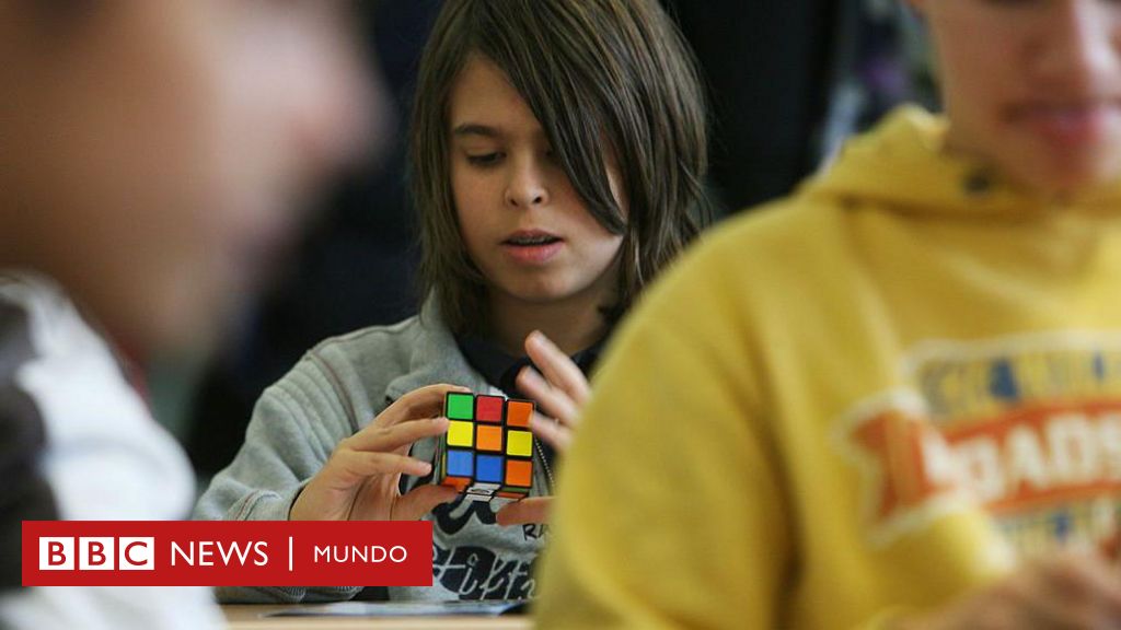 Cubo de Rubik: el antiguo hobby que puede ayudar a aumentar tu felicidad (según los científicos) – BBC News Mundo