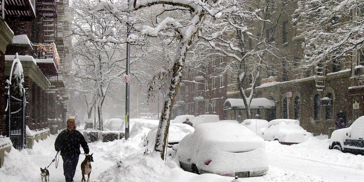 Una feroz tormenta de nieve afecta a 60 millones de personas en USA con serias consecuencias