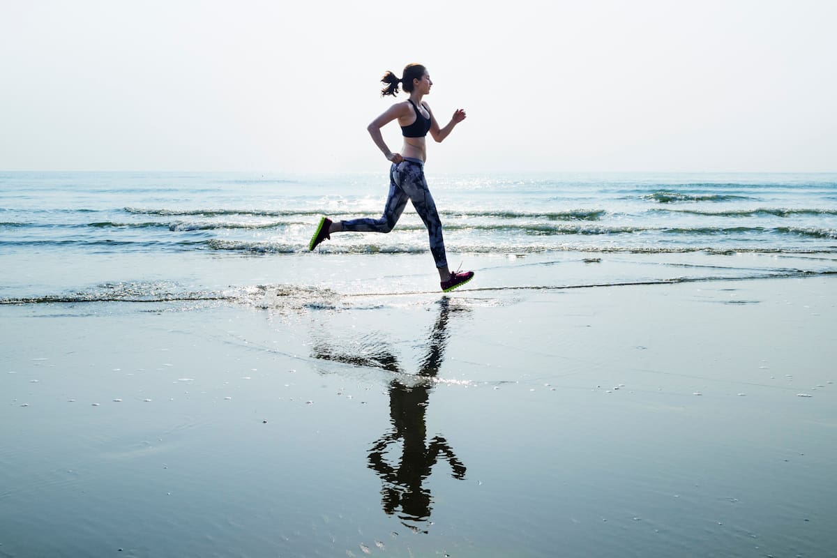 Los beneficios psíquicos de correr y el fenómeno de “la carrera del verano”