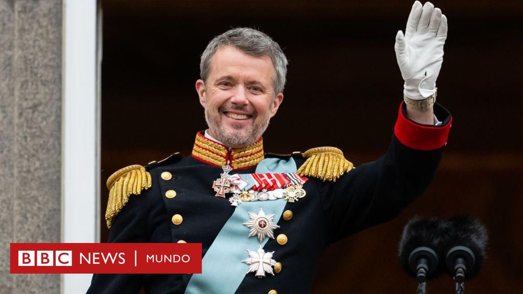 Por qué el rey de Dinamarca cambió el escudo de armas del país en medio de la polémica por la insistencia de Trump de comprar Groenlandia – BBC News Mundo