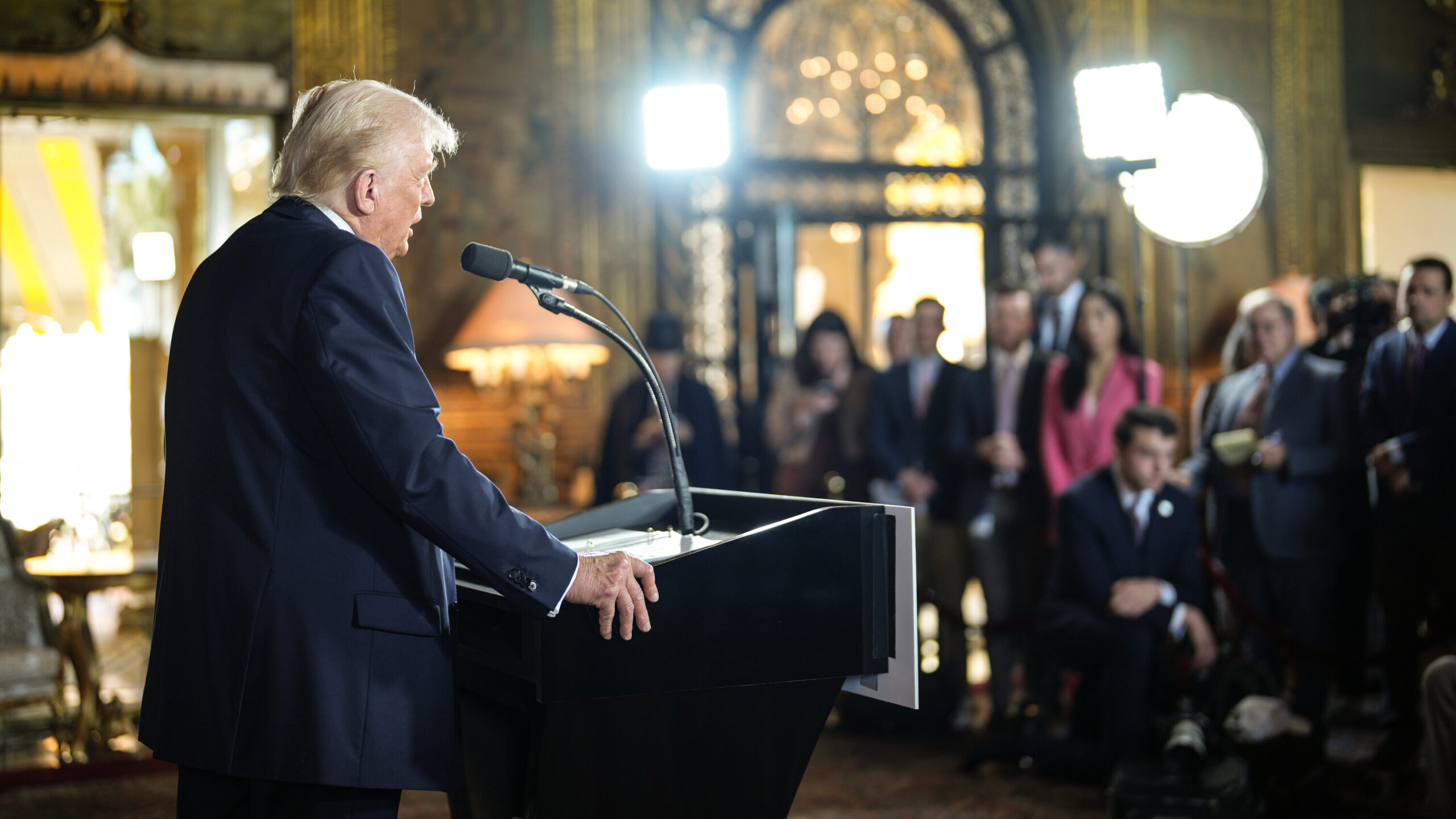 Trump plantea tomar Groenlandia, el canal de Panamá y renombrar el golfo de México