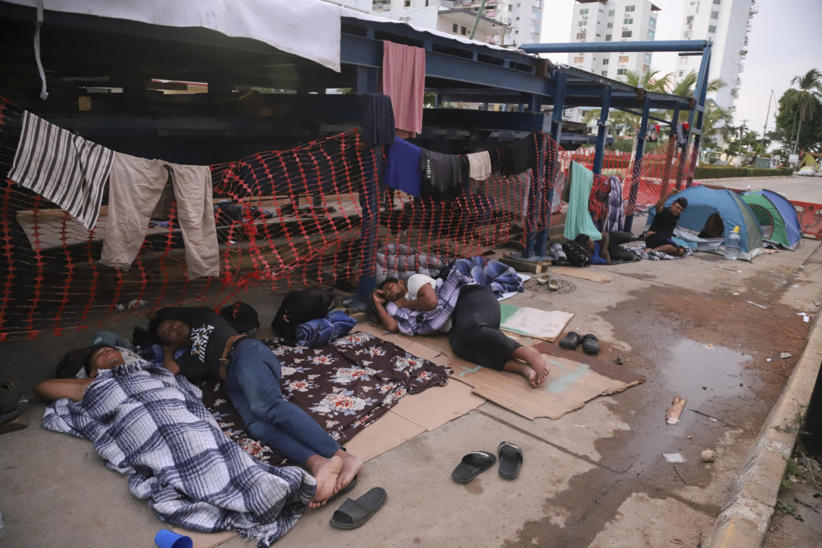 México deja a migrantes en un centro turístico problemático mientras los dispersa lejos de la frontera con Estados Unidos – Cbainfo