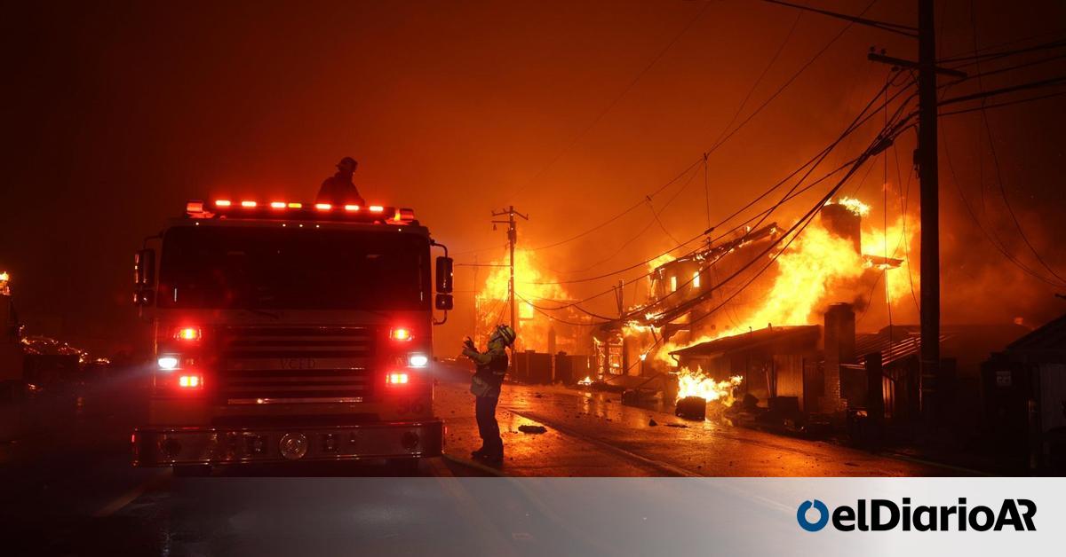 El fuego golpea fuerte a Estados Unidos y Los Ángeles declara el estado de emergencia por incendios sin control