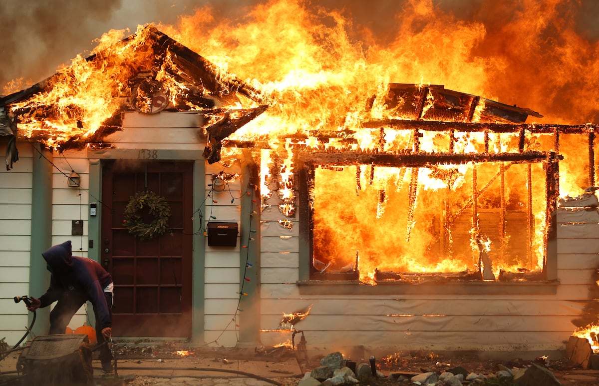 Incendios en California, en vivo | El presidente Biden se dirigirá a la nación para informar sobre la respuesta del Gobierno a los incendios