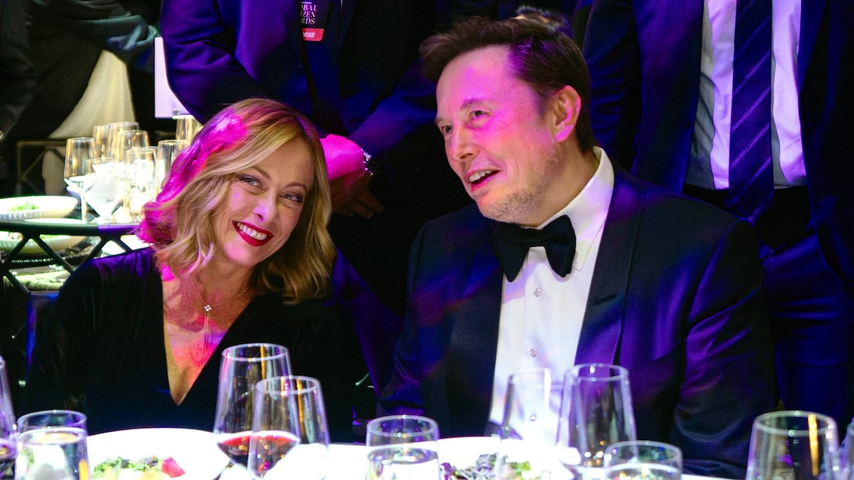 El triángulo entre Meloni, Musk y Trump agita la política italiana