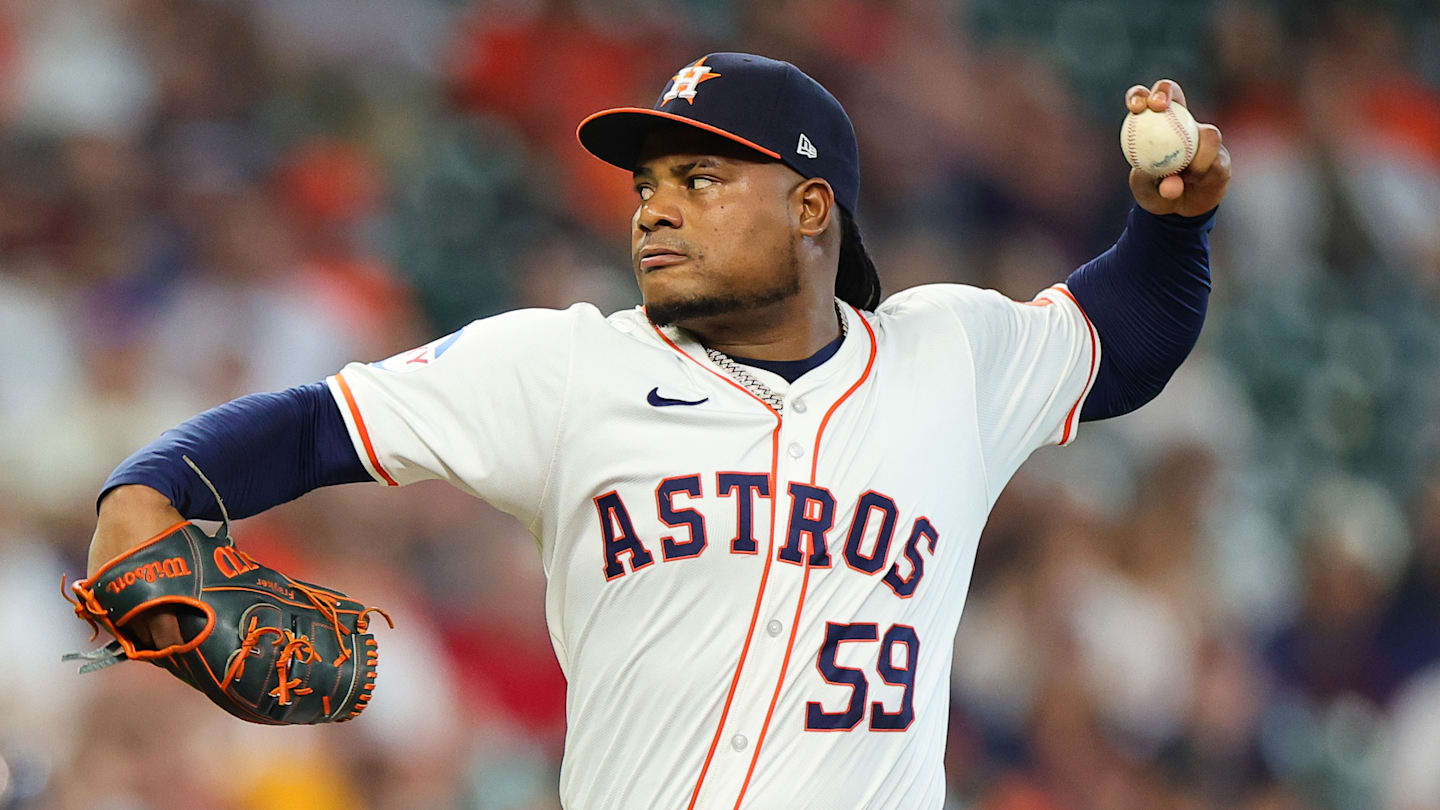 Astros acuerdan con Framber Valdez por $18 millones y evitan ir al arbitraje salarial