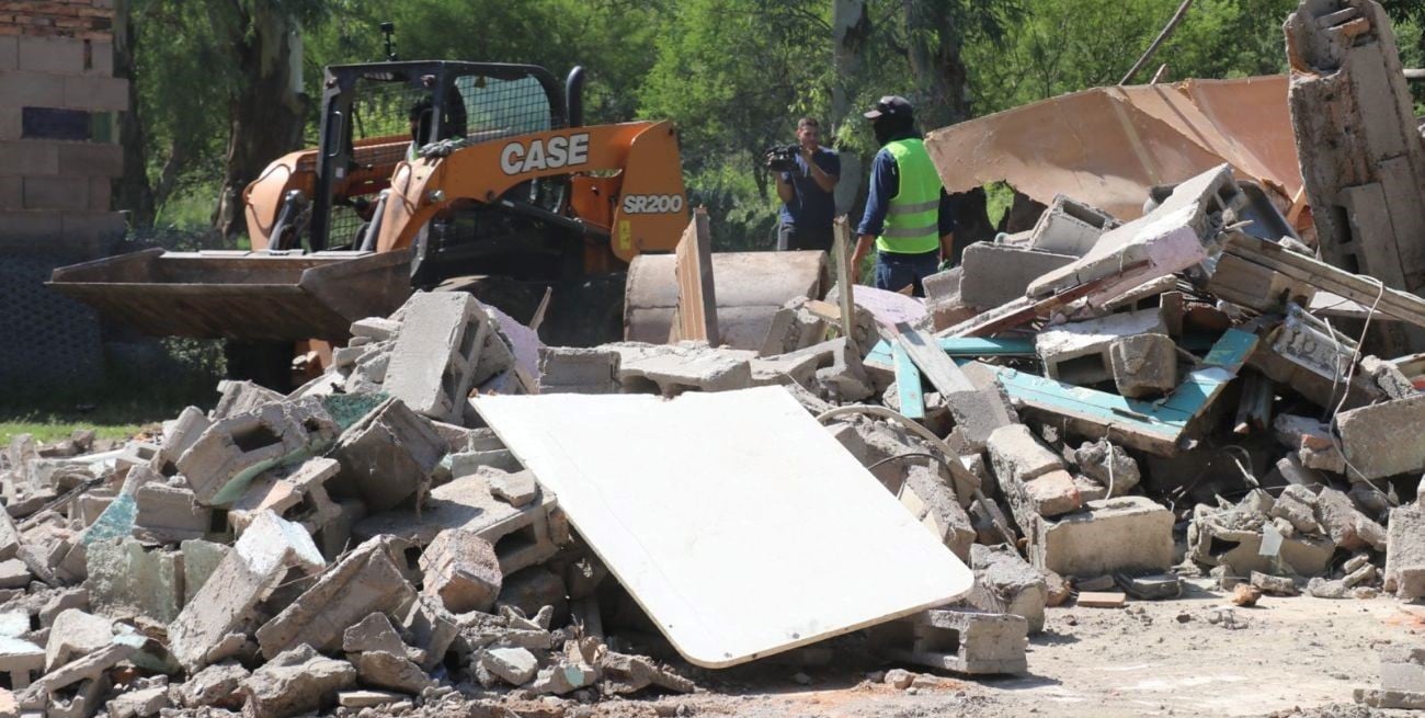 Derribaron tres bunkers en Frontera: “La venta de droga en los barrios es un factor criminógeno”