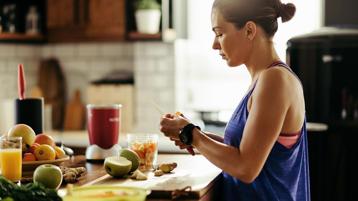 ¿Vas a hacer dieta para empezar el año? Esto es lo que tienes que saber para que funcione de verdad