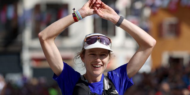 Del trail al asfalto, Katie Schide corre un 10K rapidísimo después de ganar el UTMB 2024