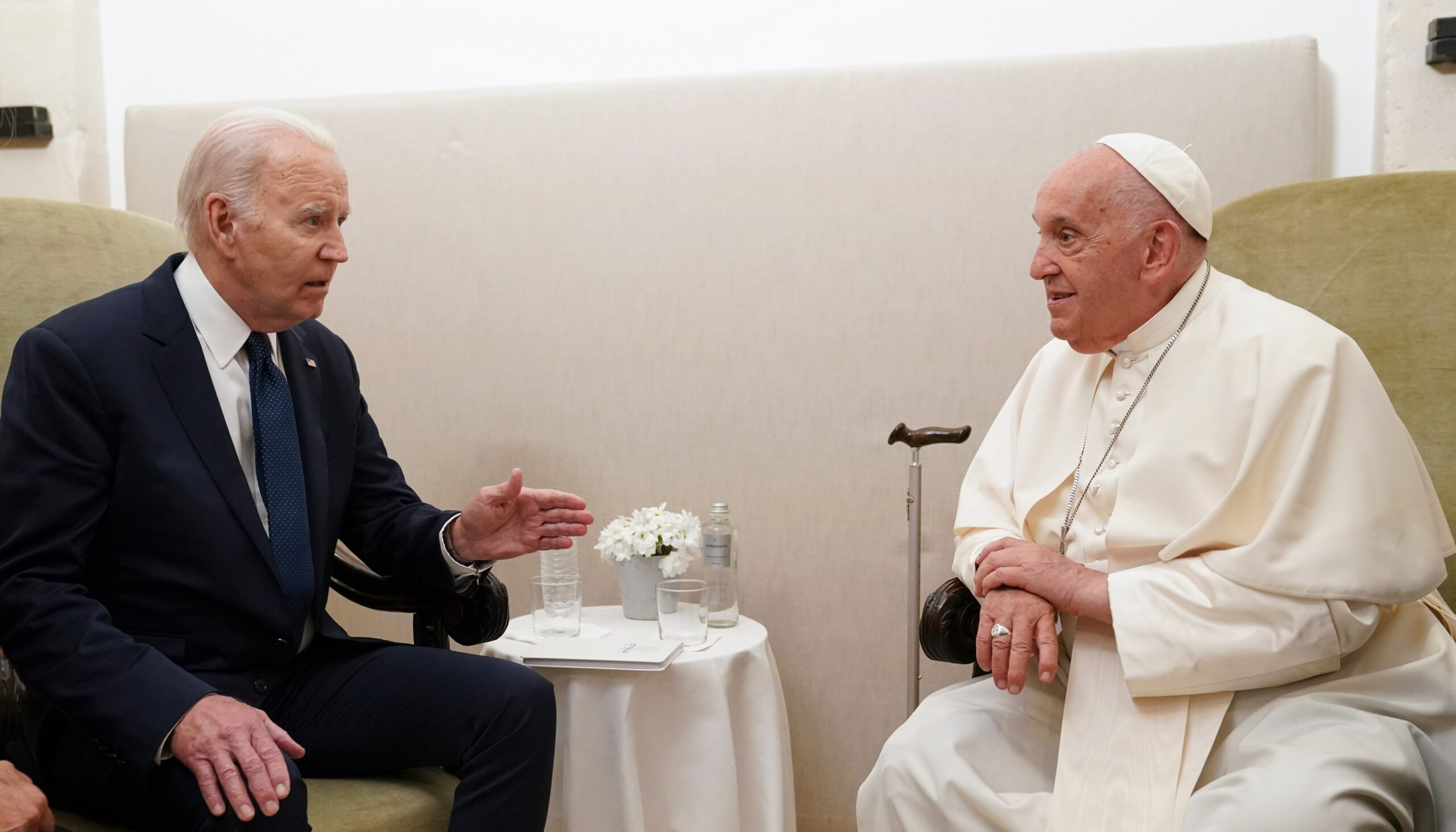 Biden otorga al papa Francisco la Medalla Presidencial de la Libertad – La Opinión