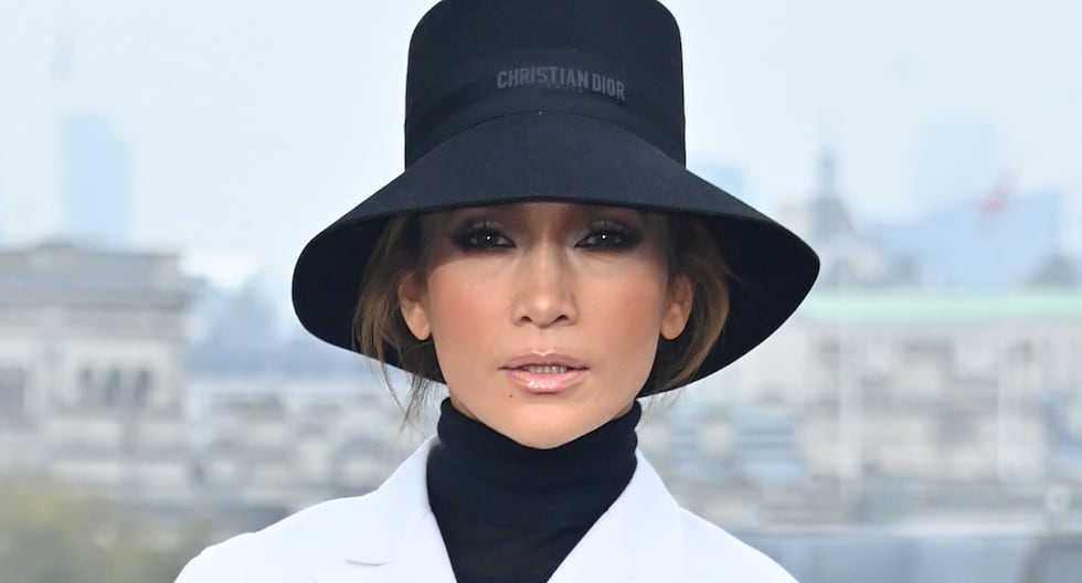 Jennifer Lopez prioriza ayuda humanitaria y cancela su agenda en Nueva York