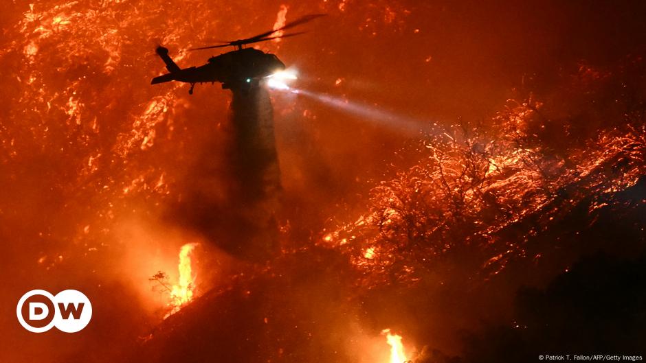 Muertos por incendios en Los Ángeles aumentan a 24 – DW – 13/01/2025