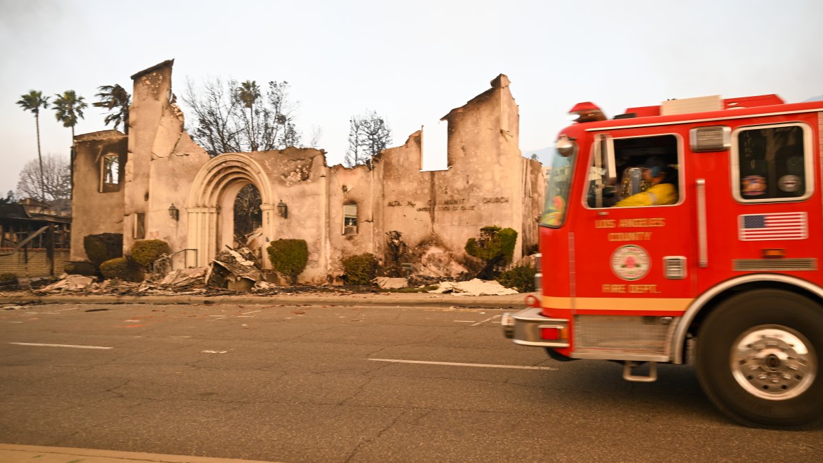 Presentan demanda contra SoCal Edison alegando que la empresa inició el Eaton Fire