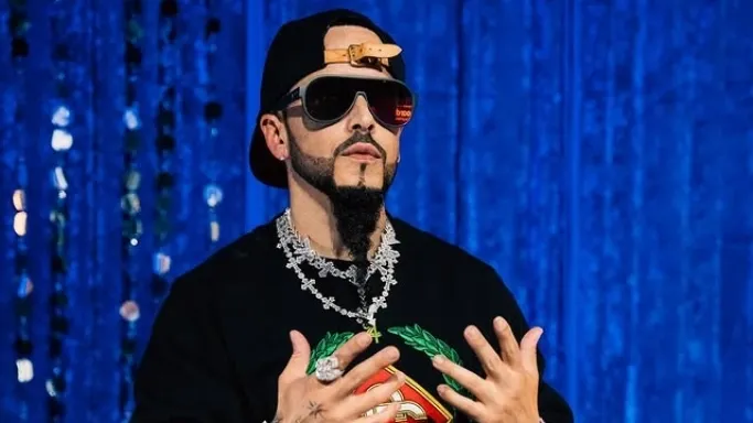 Yandel cumple 48 años: Conoce las curiosidades detrás de “La Leyenda”