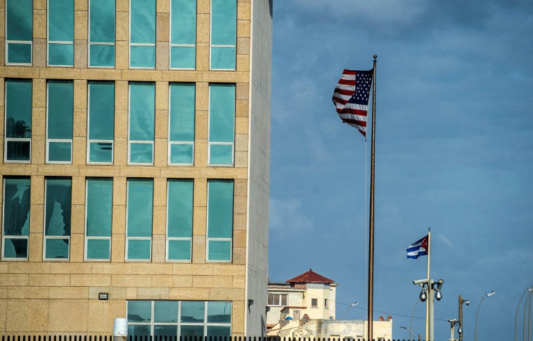 Cuba promete liberar a 553 presos después de que EEUU aligerara sanciones