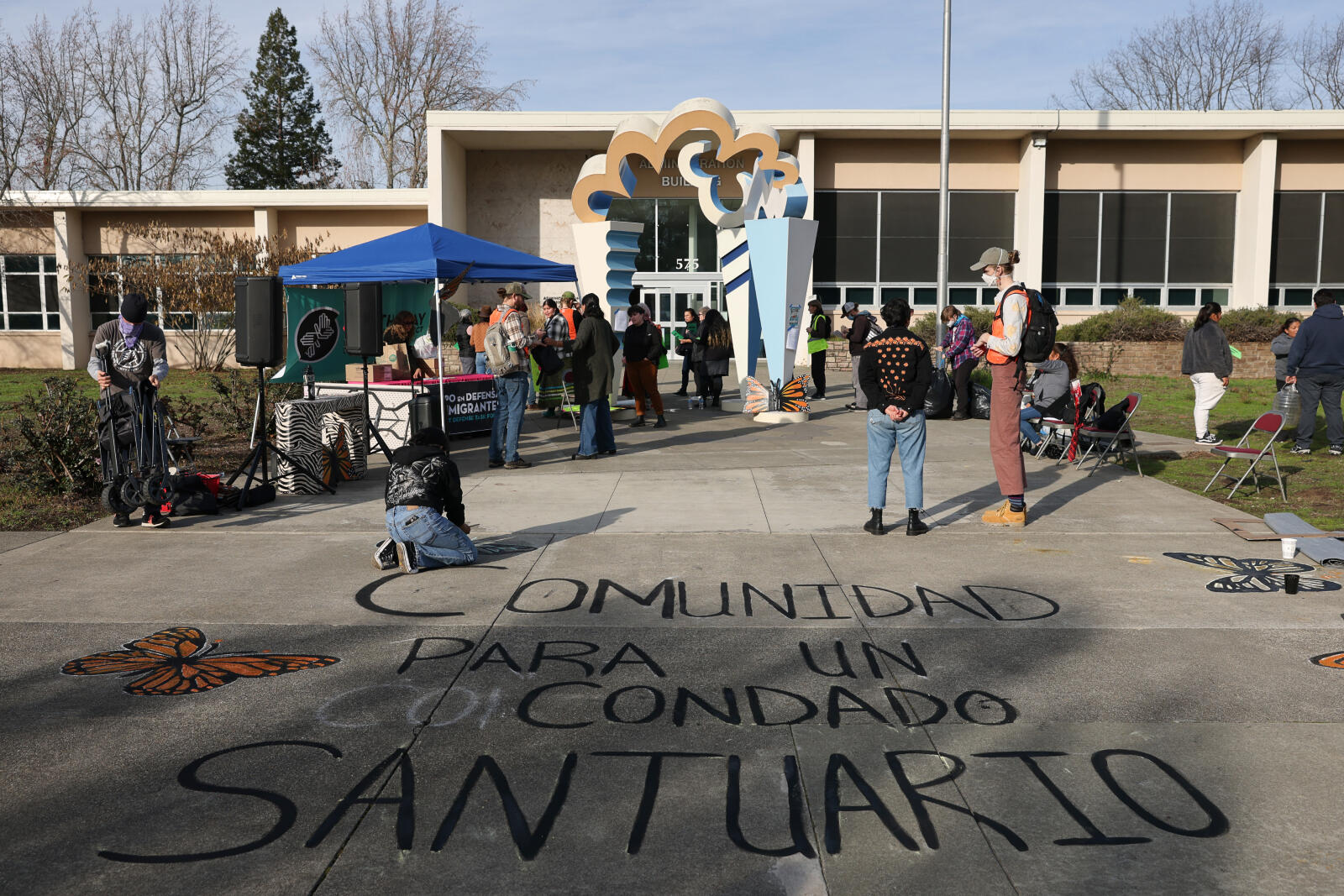 ‘Crear poder, no pánico’: Defensores y abogados migratorios del Condado de Sonoma piden a la comunidad consultar fuentes confiables