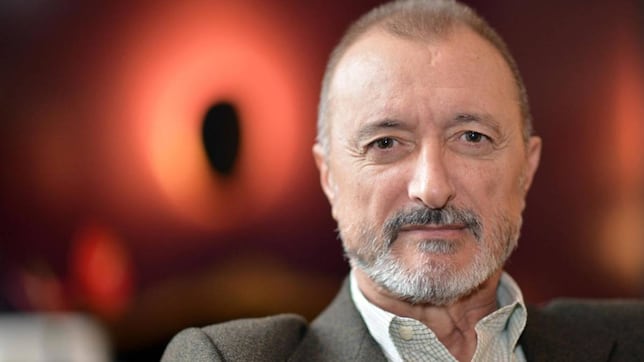 Arturo Pérez-Reverte también juega a videojuegos y estos son sus títulos preferidos