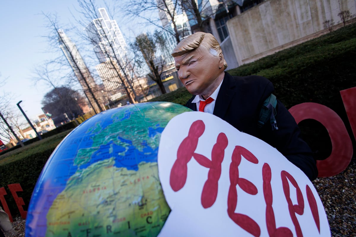 La ley del silencio verde: el avance ultraconservador extiende el miedo en las empresas a vincularse con la lucha climática