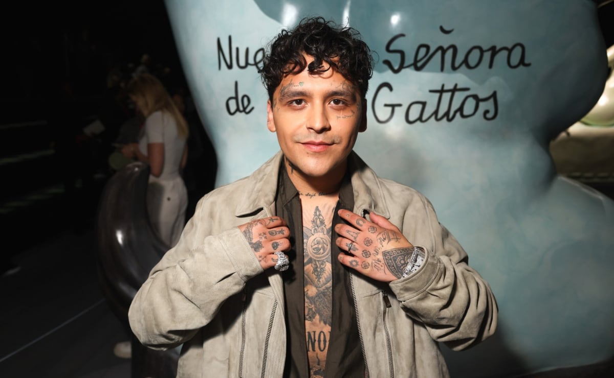 Christian Nodal inicia el 2025 “más guapo que nunca” con nuevo look previo al lanzamiento de su álbum