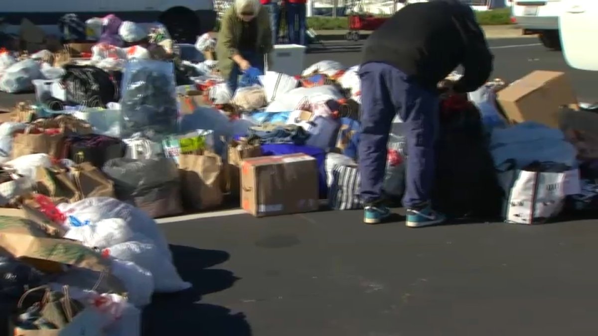 Recolectan donaciones en la Bahía para damnificados de incendios al sur de California