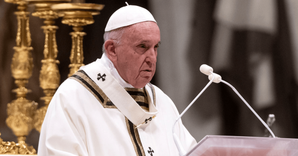 El papa Francisco celebra la misa ms importante de todas en la iglesia cristiana ms poderosa