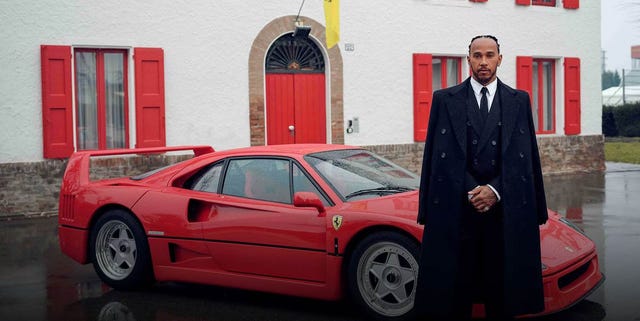 Lewis Hamilton y Ferrari ya es una realidad: paseo del británico por los lugares más especiales de Maranello