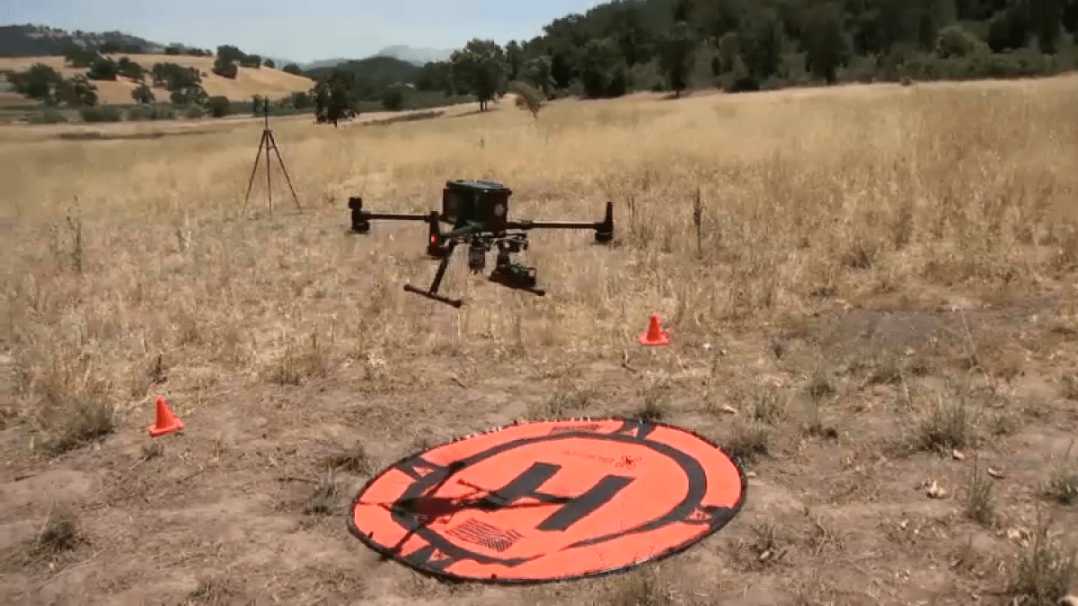 Cómo la tecnología ayuda a combatir los incendios forestales en el sur de California