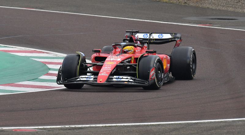 Lewis Hamilton debuta en pista con Ferrari