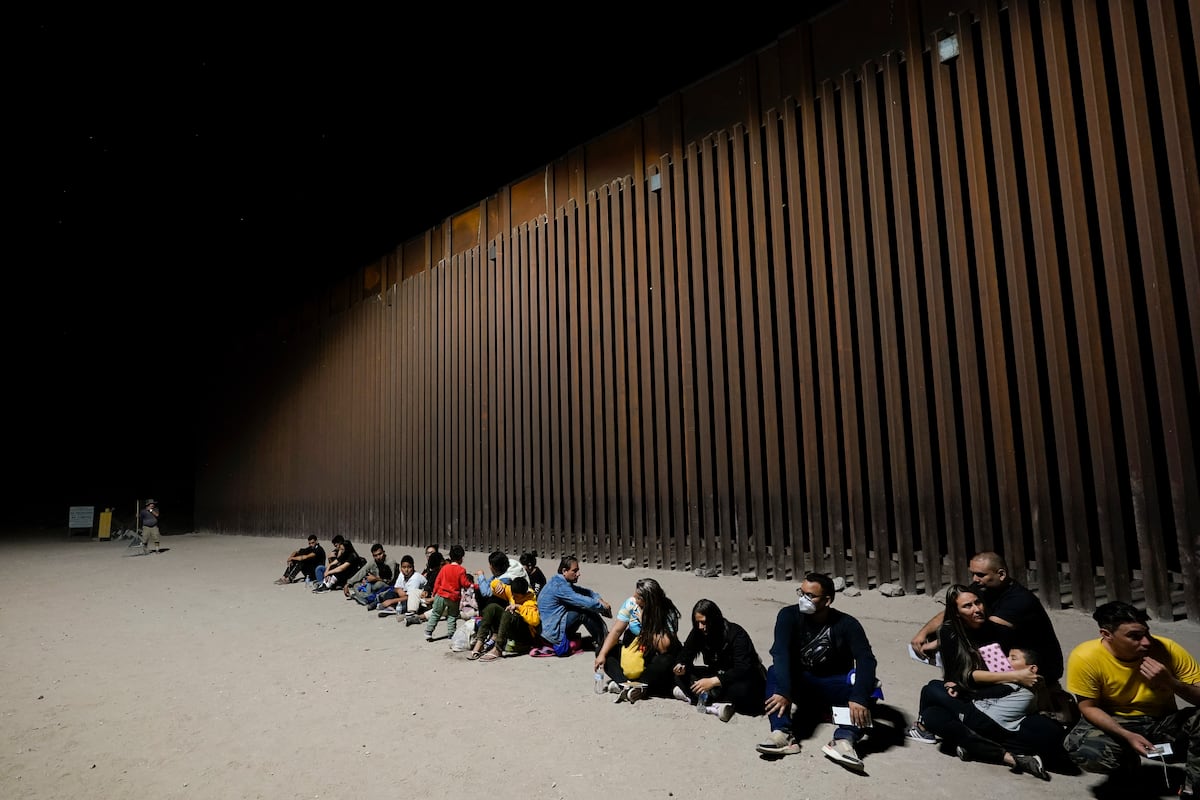 México y Estados Unidos discuten sobre la crisis migratoria y la Seguridad en la primera llamada de la era Trump