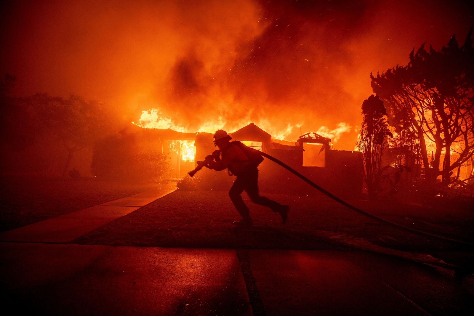 ¿Qué produjo los incendios en California 2025? National Geographic muestra fotos apocalípticas del fuego en la ciudad