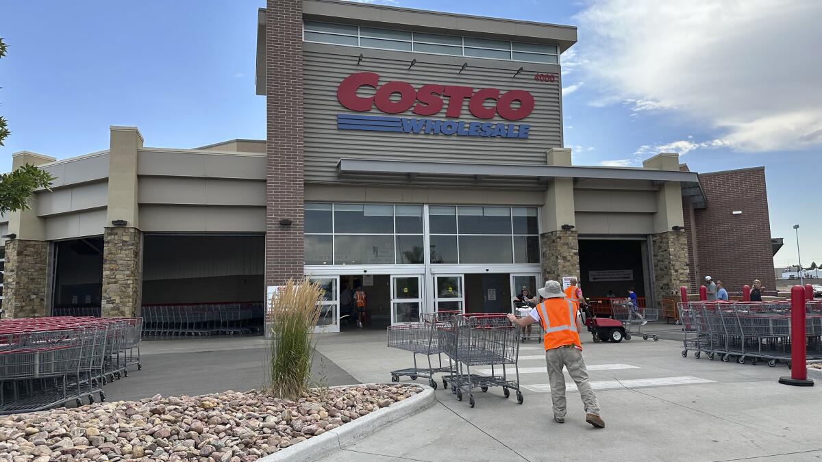 Costco defiende sus políticas de inclusión mientras otras empresas de EEUU las reducen