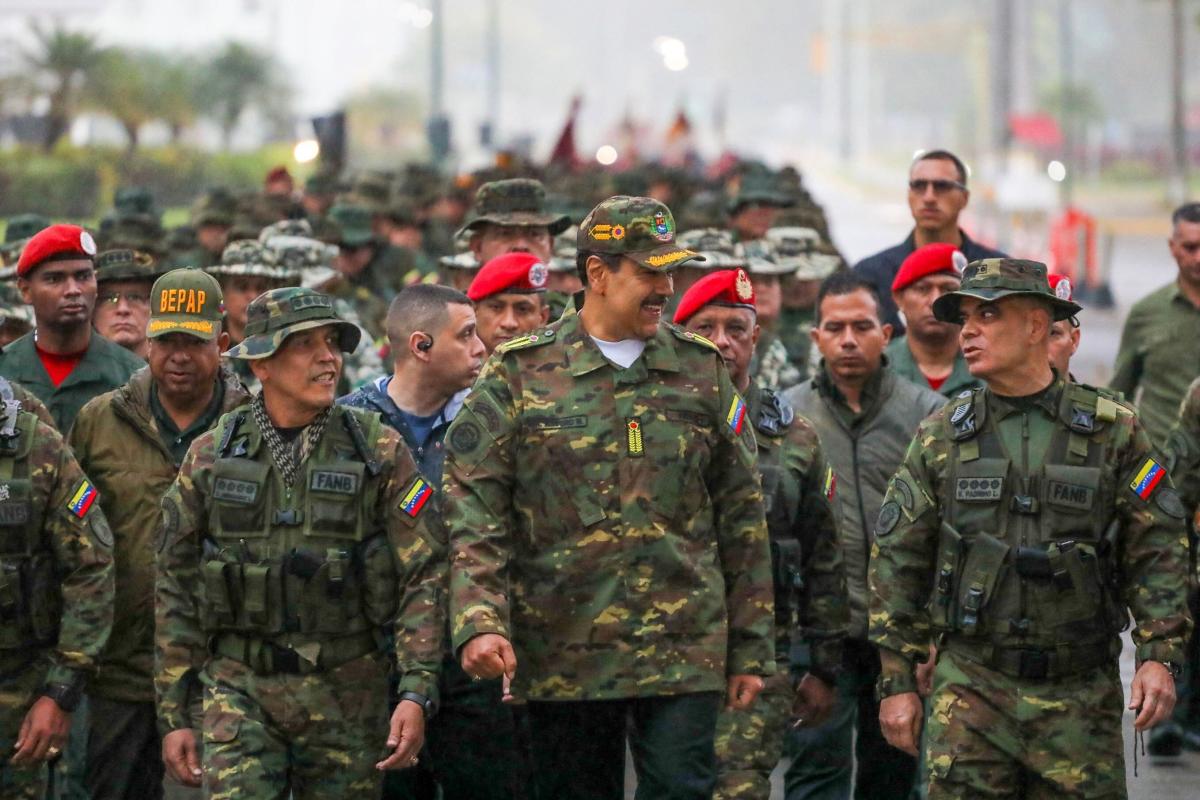 El chavismo hace una demostración de fuerza con movimientos militares masivos en Venezuela