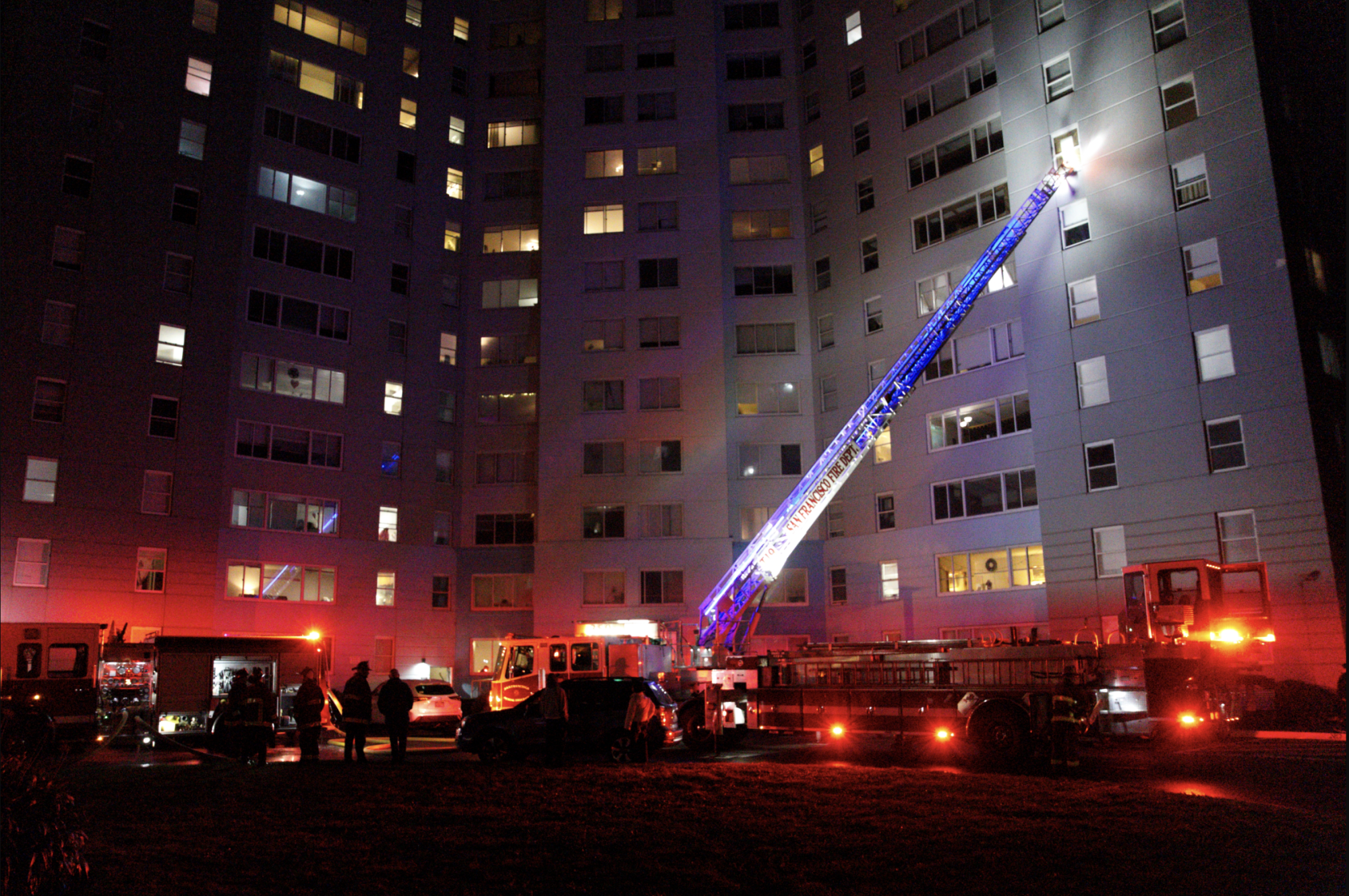 Fire ignites at Parkmerced sixth-floor apartment Thursday evening