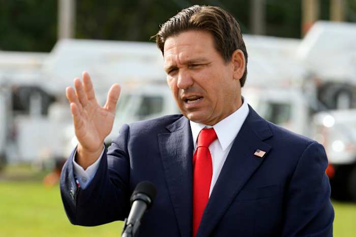 El gobernador de Florida, Ron DeSantis, llevará a cabo una sesión especial el lunes sobre inmigración