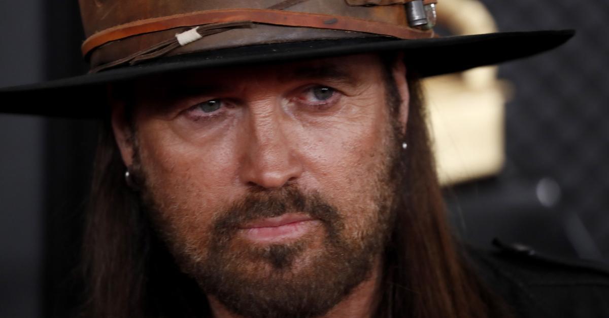 Un hijo de Billy Ray Cyrus escribe mensaje para alertar sobre su estado: “No estás sano”