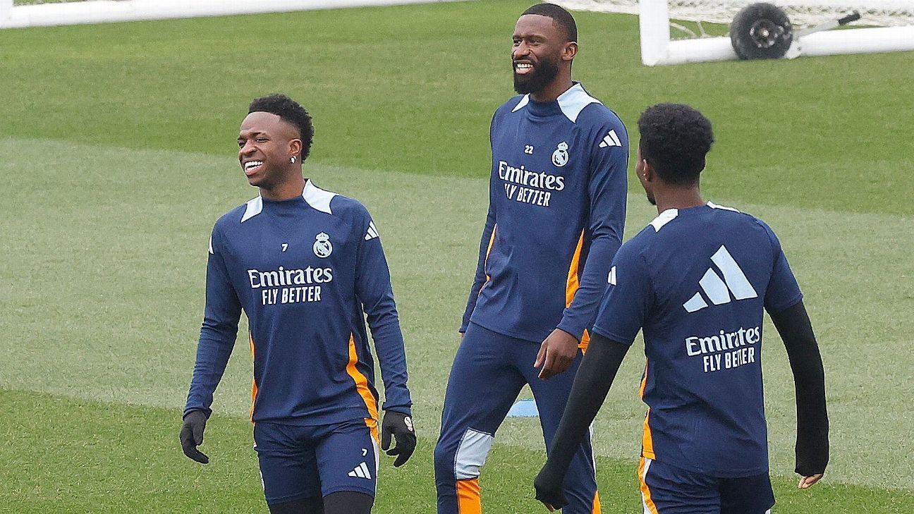 Ancelotti: Vinícius es feliz en el Real Madrid y “quiere hacer historia”