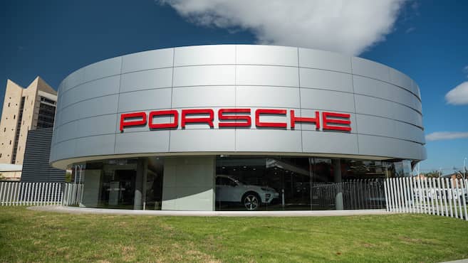 Ahora más sostenible: renuevan el Porsche Center de Bogotá