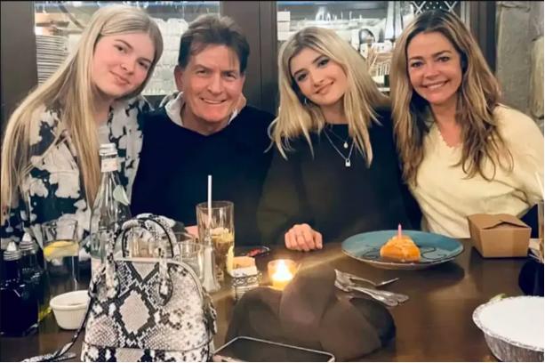 Las hijas de Charlie Sheen y Denise Richards: Una renace como cristiana, la otra triunfa en OnlyFans