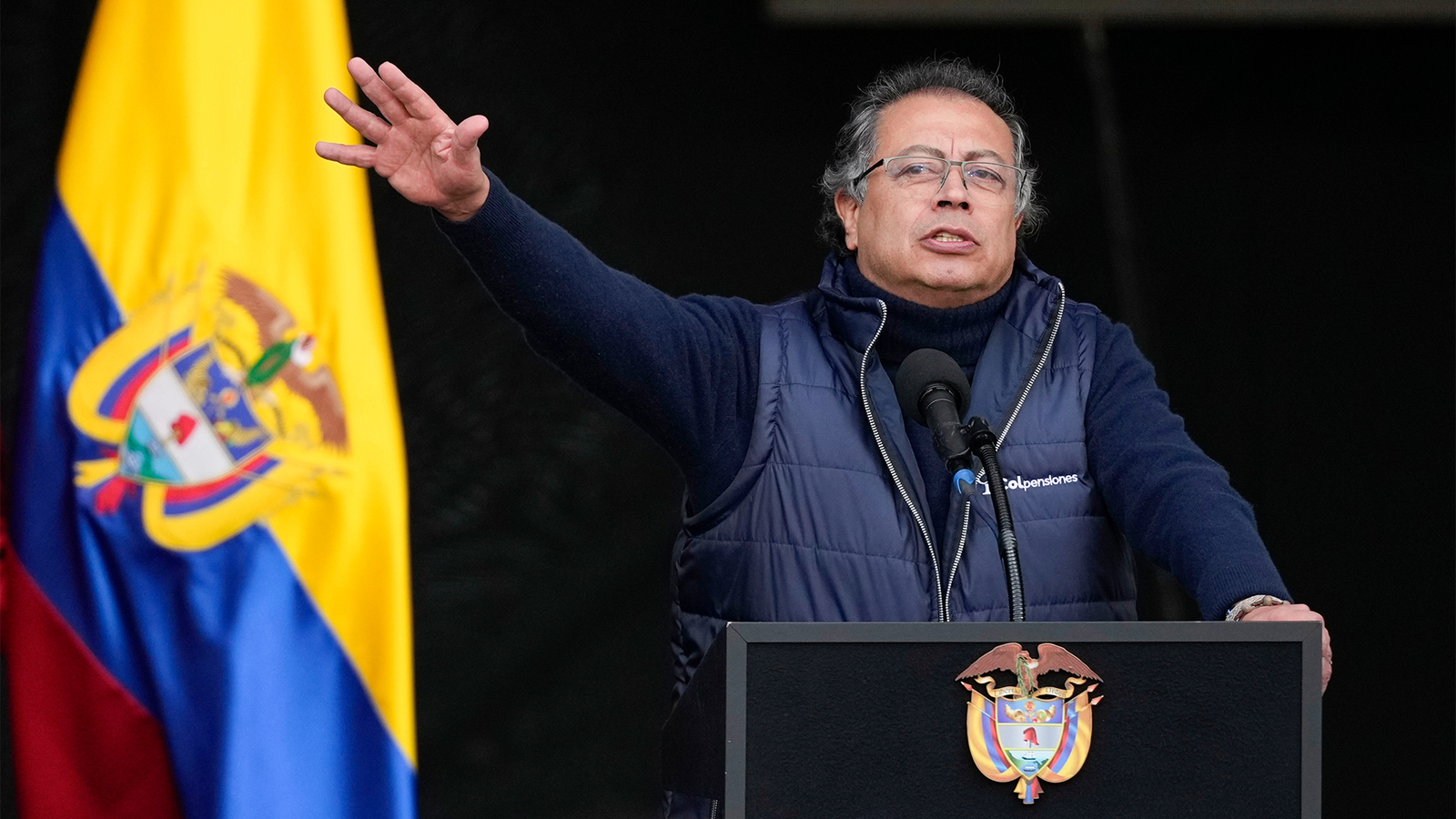 Colombia bloquea los vuelos militares de deportación provenientes de EE.UU., según Presidente Petro