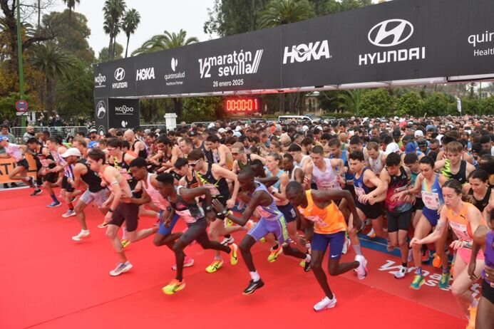 Vinicent Nyamongo y Rebeca Chelangat se proclaman vencedores de la 30 edición del Medio Maratón de Sevilla