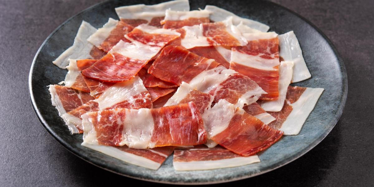 ¿se-puede-incluir-el-jamon-crudo-en-una-dieta-para-bajar-de-peso?-conoce-las-recomendaciones-nutricionales